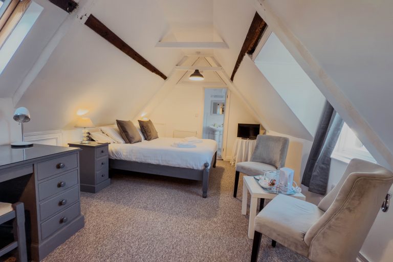 Newport Quay Hotel Room 2, Triple Room Attic_2